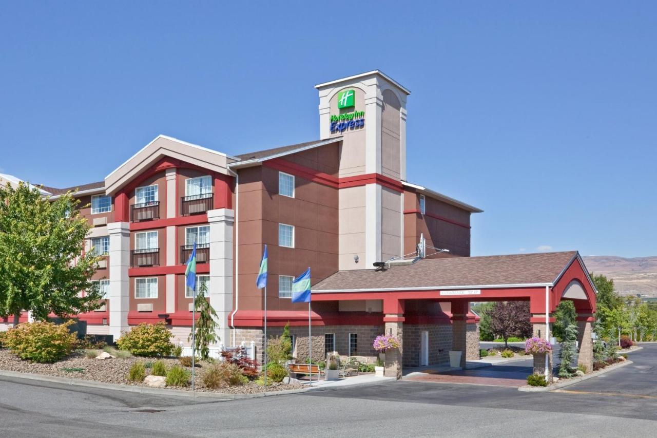 Holiday Inn Express Wenatchee By Ihg מראה חיצוני תמונה