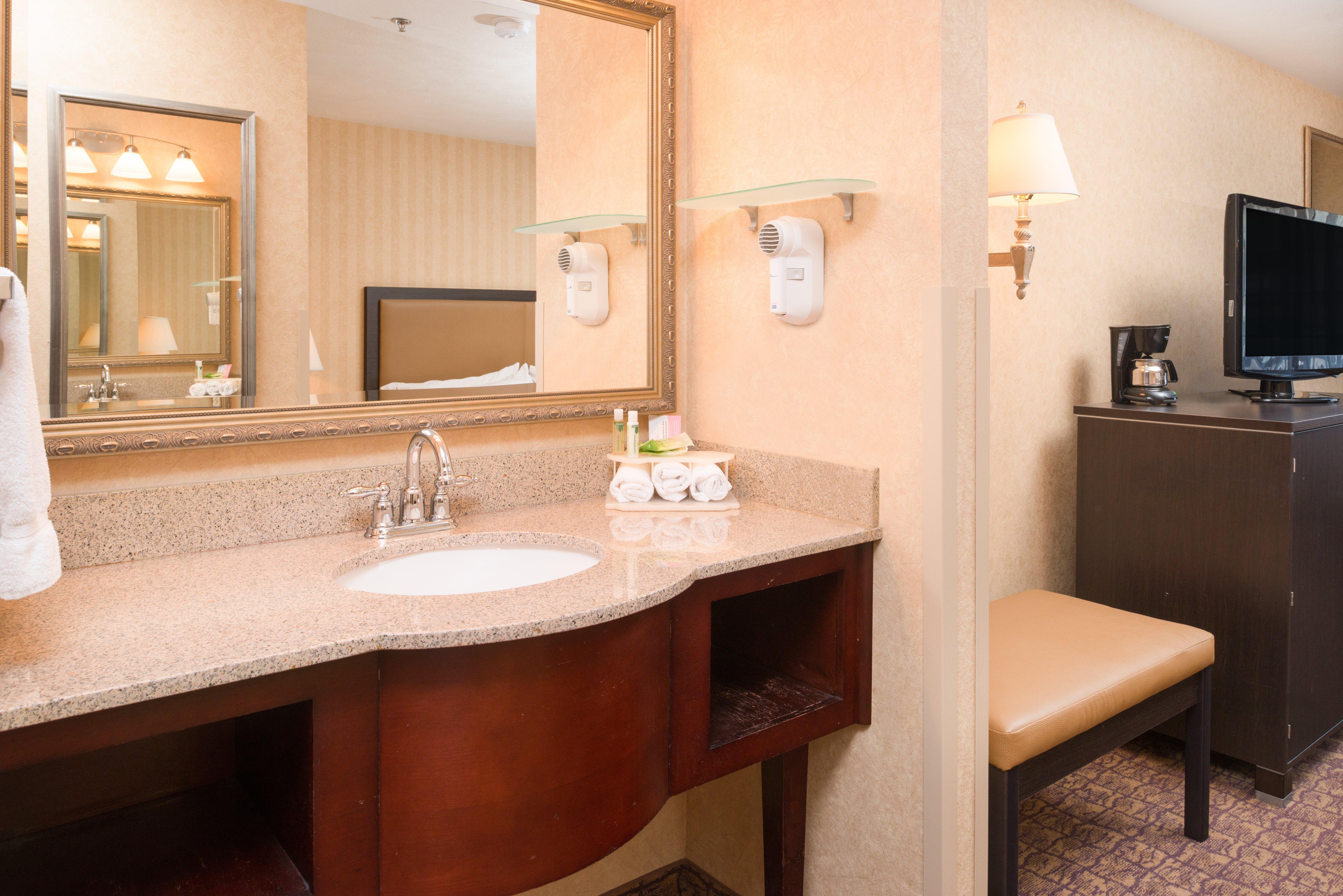 Holiday Inn Express Wenatchee By Ihg מראה חיצוני תמונה