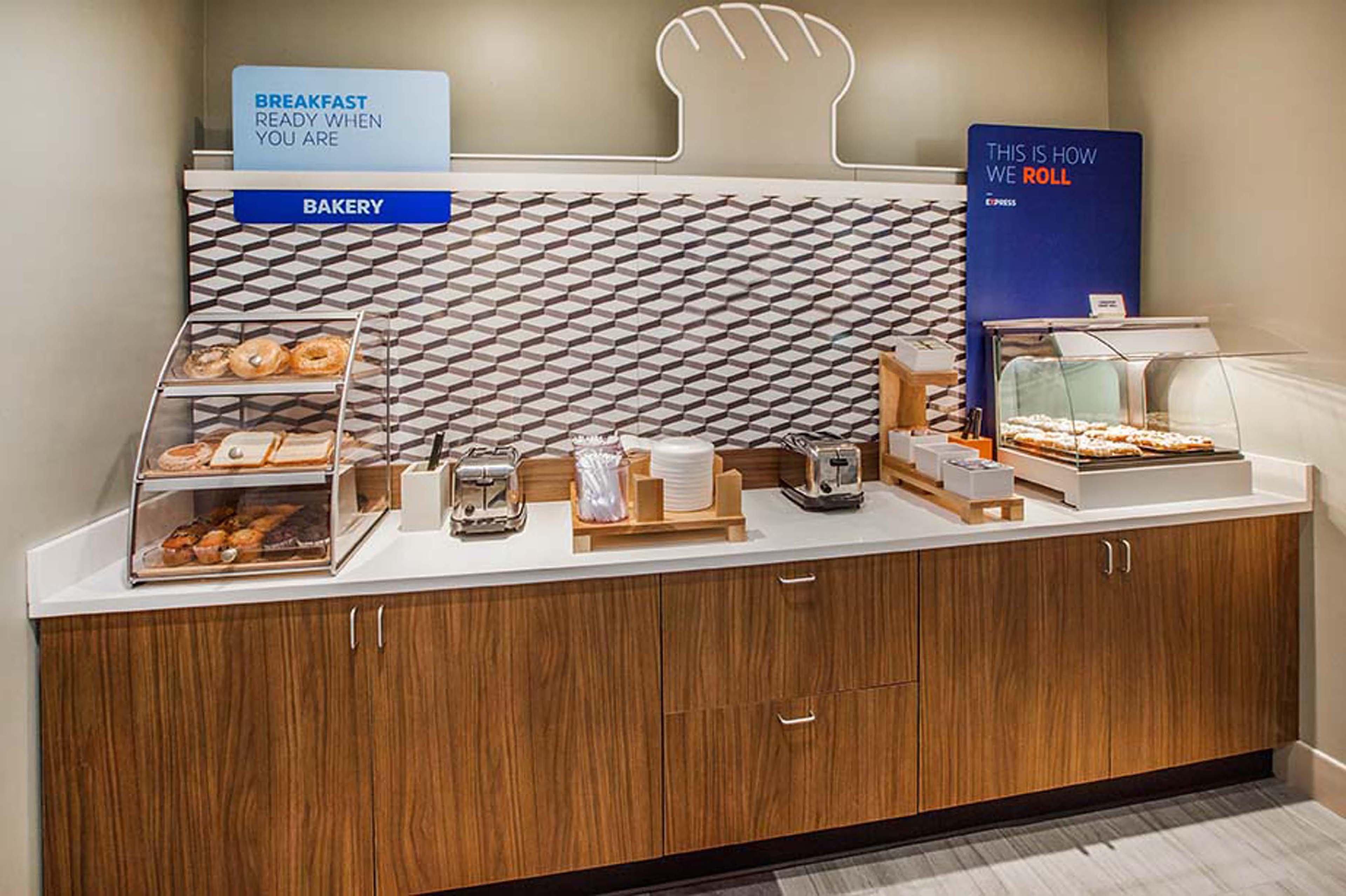 Holiday Inn Express Wenatchee By Ihg מראה חיצוני תמונה
