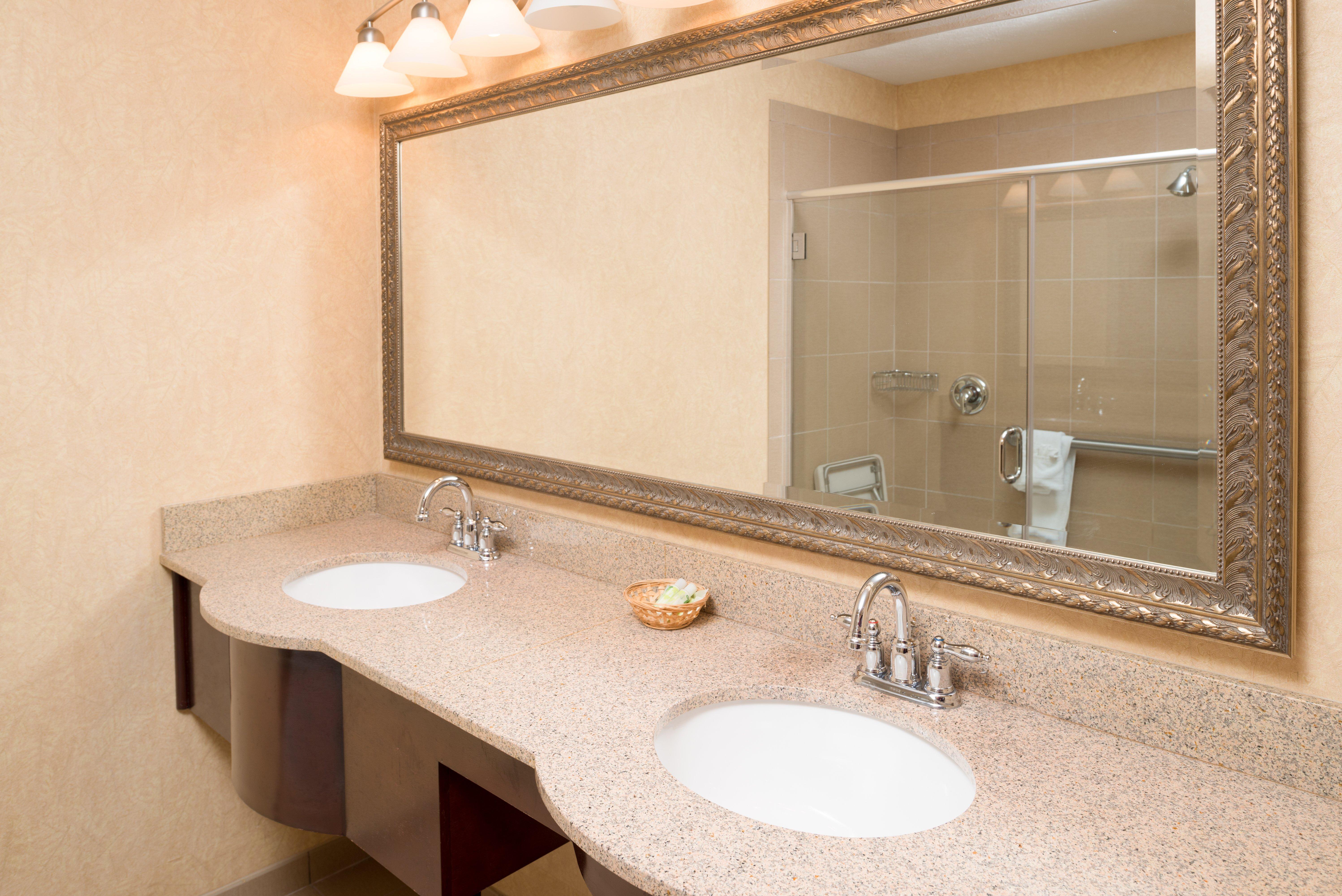 Holiday Inn Express Wenatchee By Ihg מראה חיצוני תמונה
